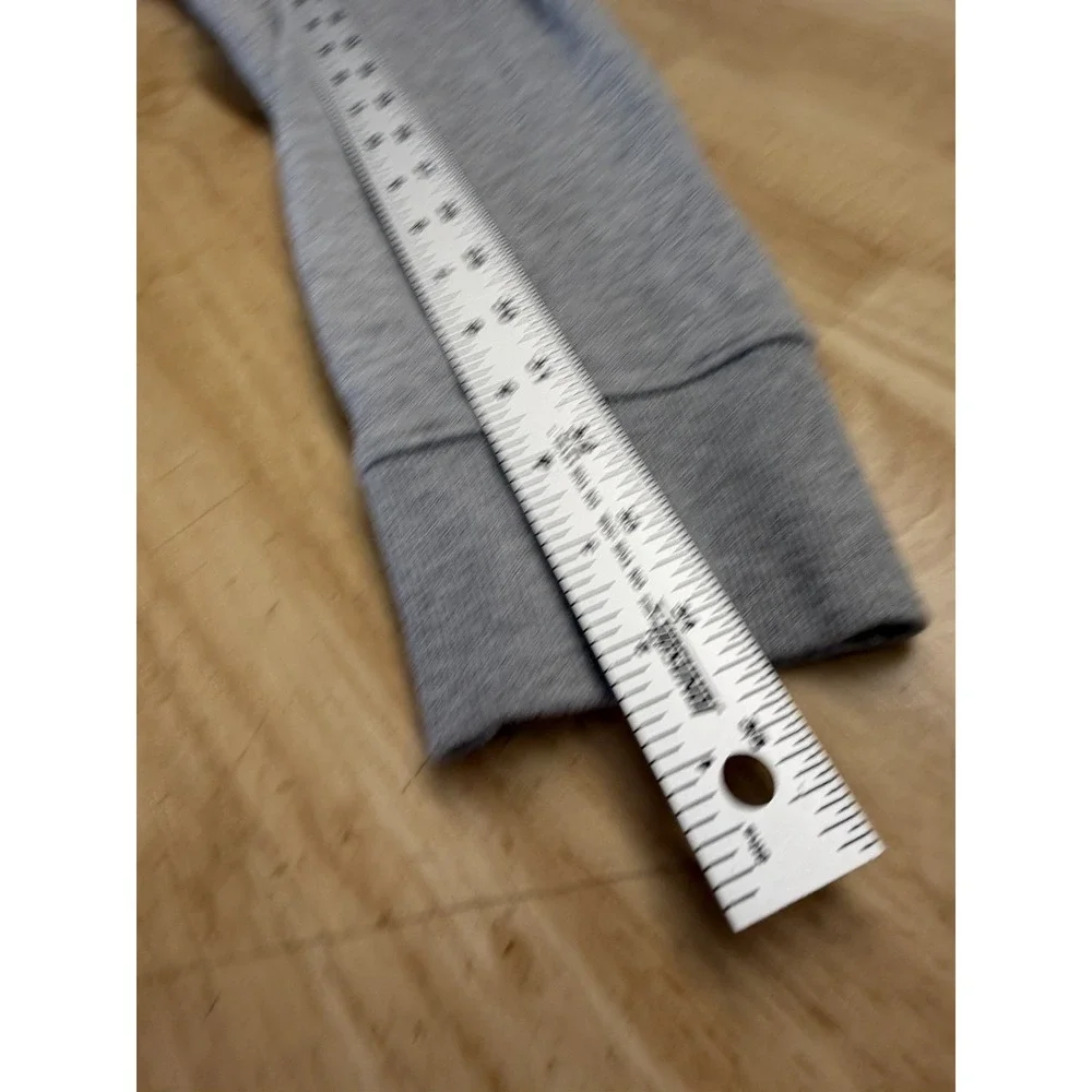 The‎ North Face Men's Gray Hoodie Kangaroo Pocket Size XL